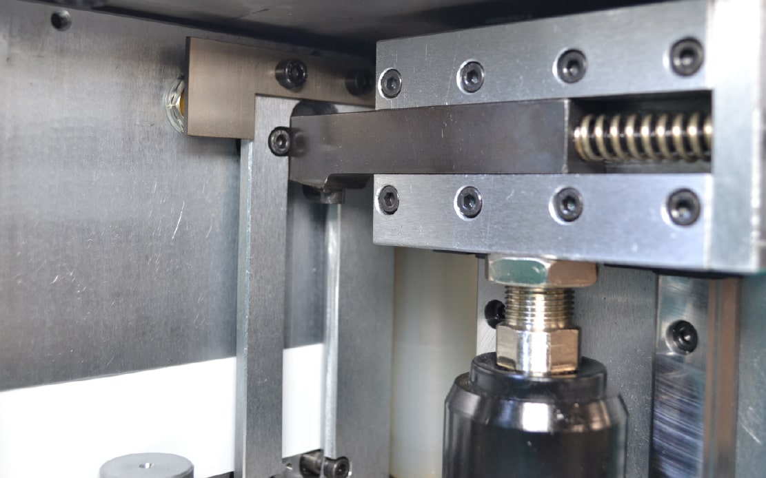 ULB-100S Small flat aluminum channel letter bending machine 