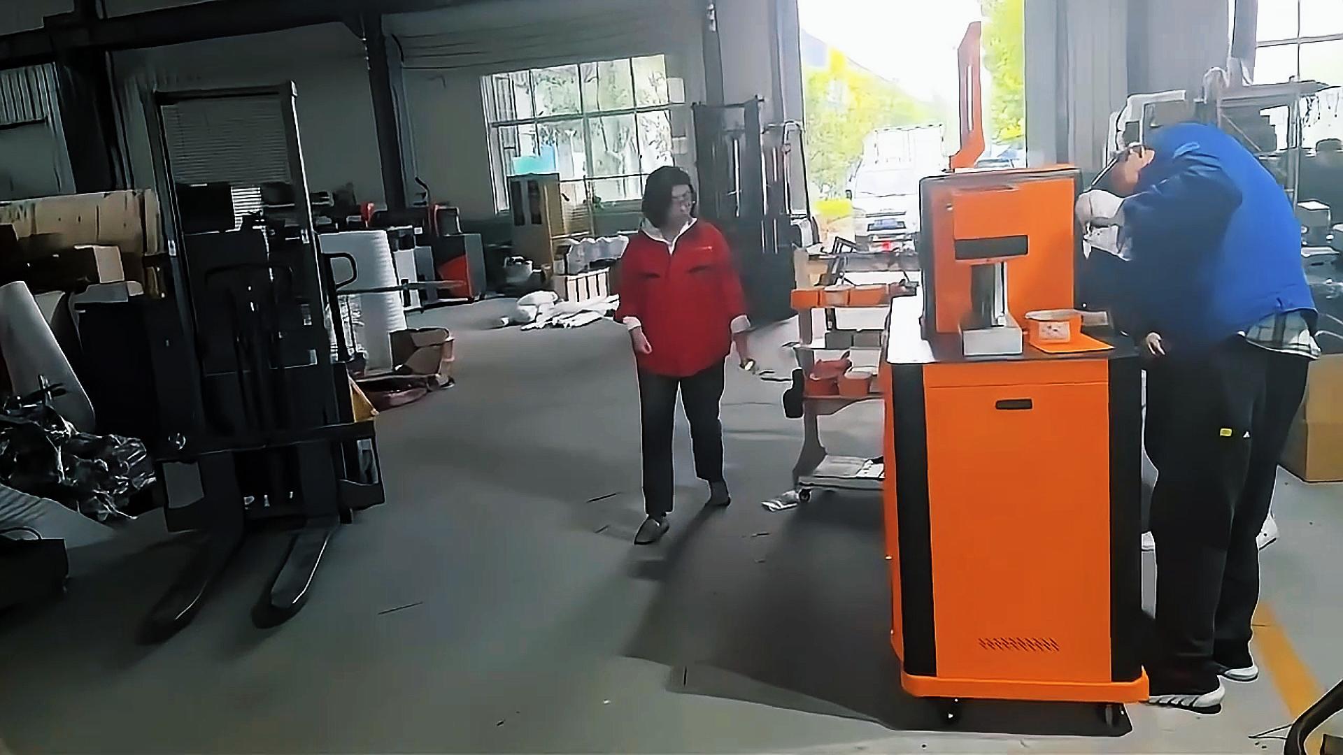 Package and delivery for aluminum letter channel sign making equipment 